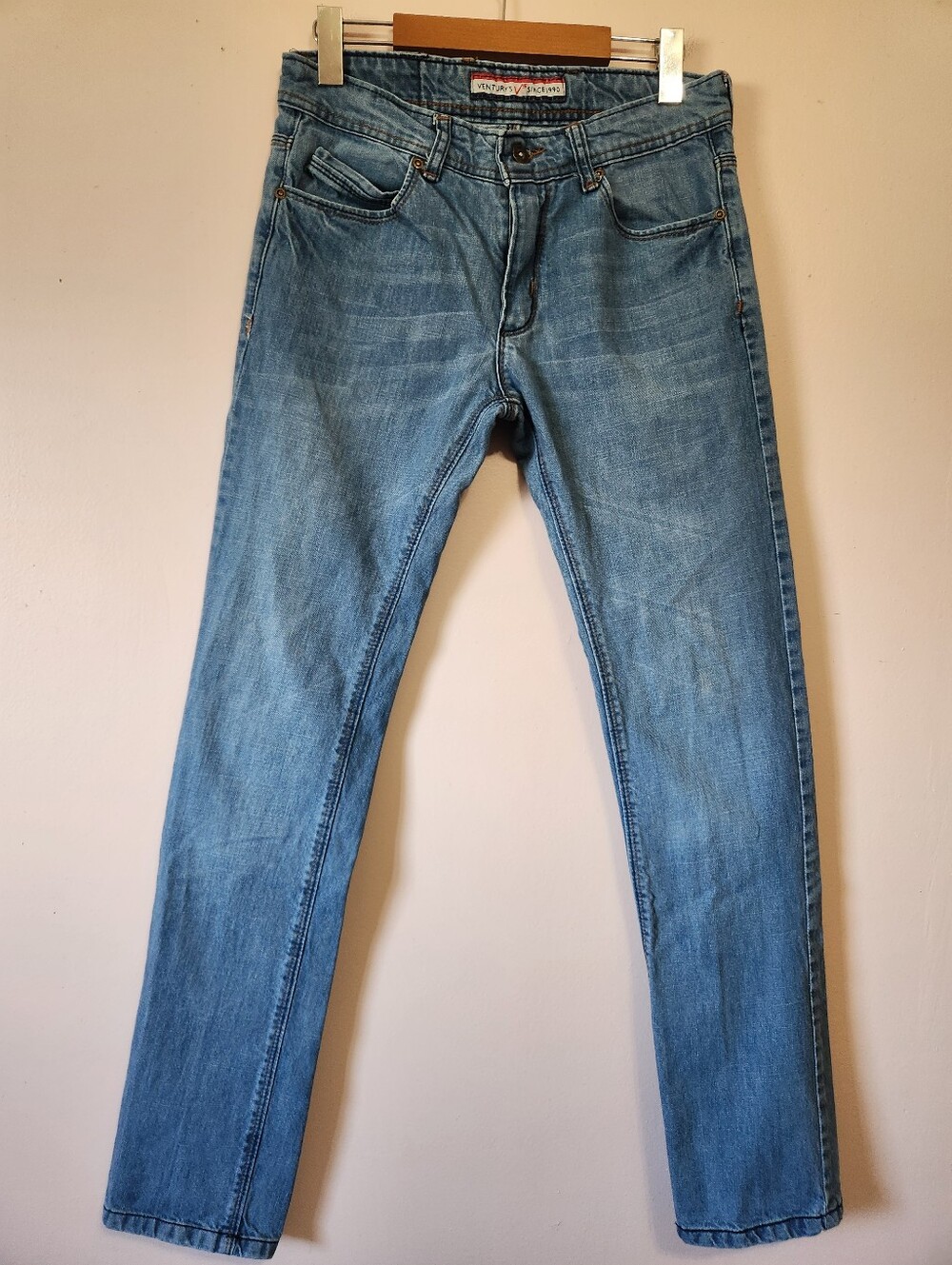 Ventury's Denim Light Wash Slim Straight Jeans 100% Cotton Size 28 EUC Mexico